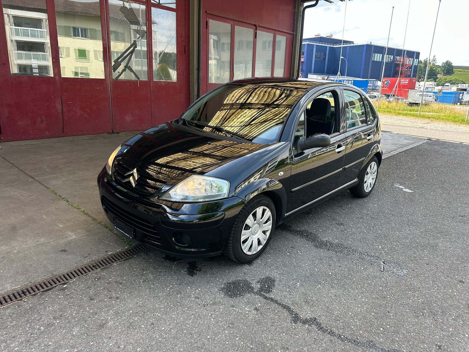 CITROEN C3 1.4i Exclusive-image-1