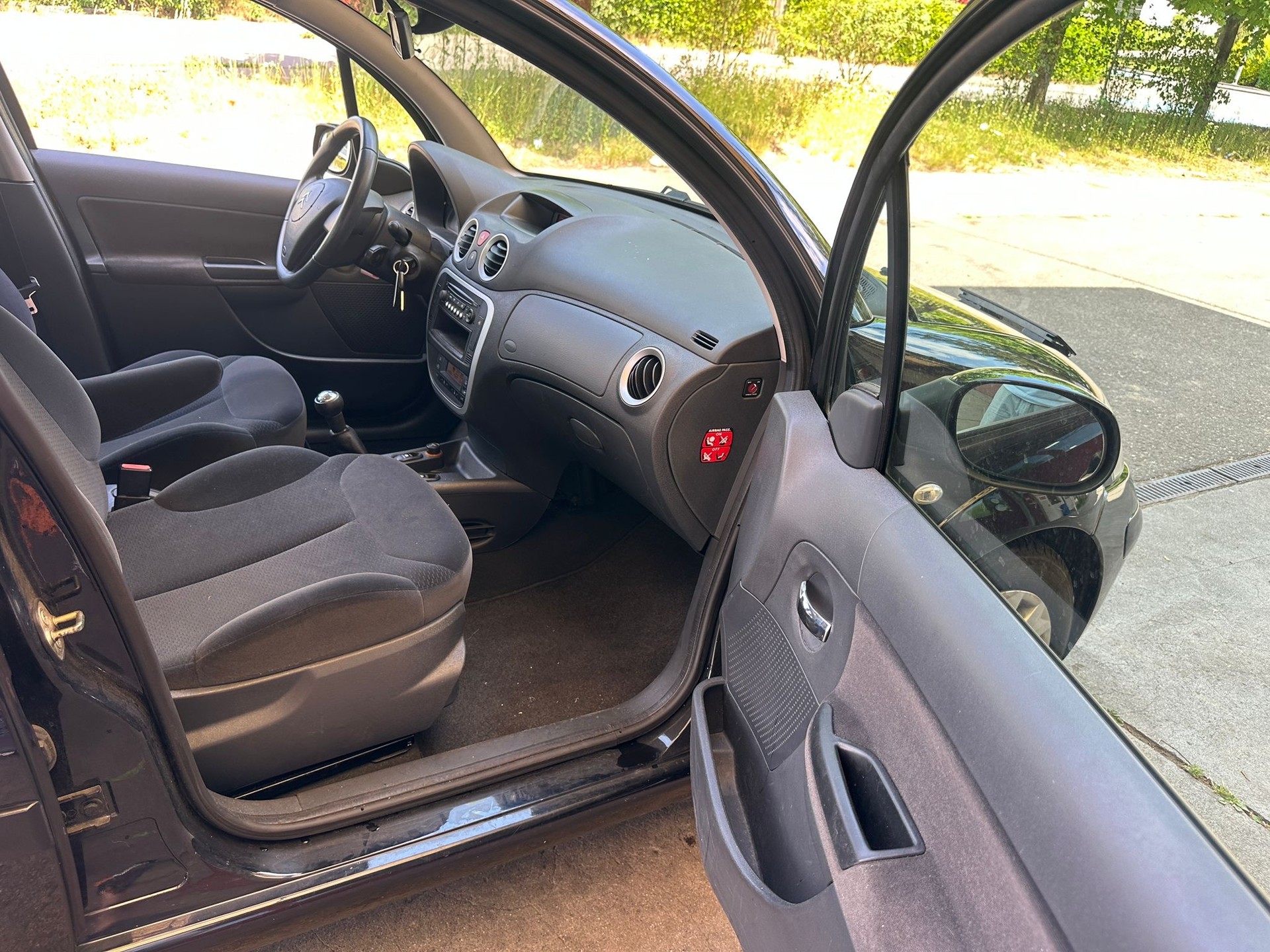 CITROEN C3 1.4i Exclusive-image-11