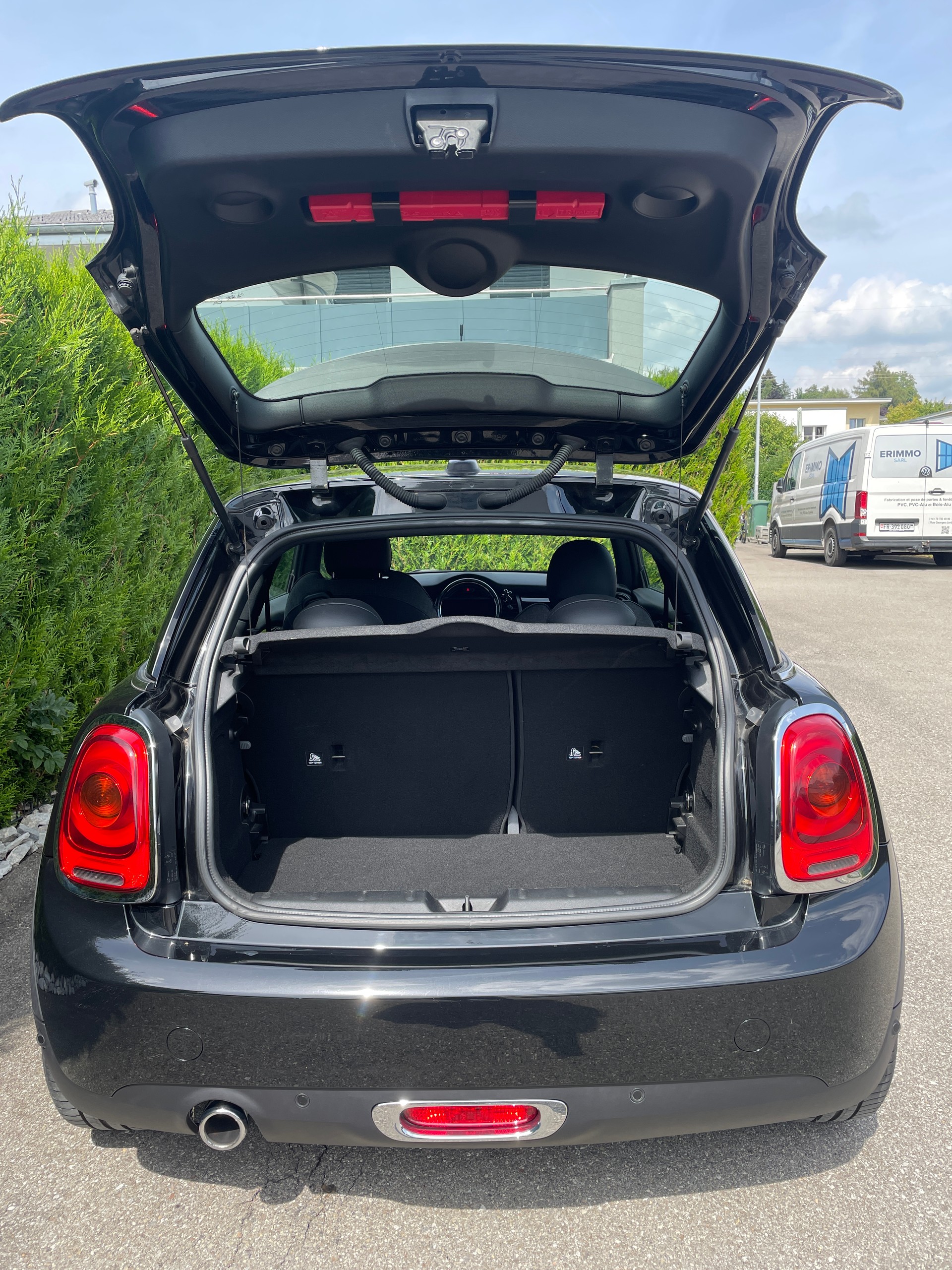 MINI 1.5i Cooper-image-4
