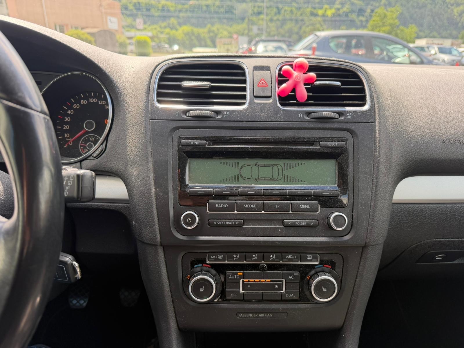 VW Golf 2.0 TDI Comfortline 4Motion-image-7