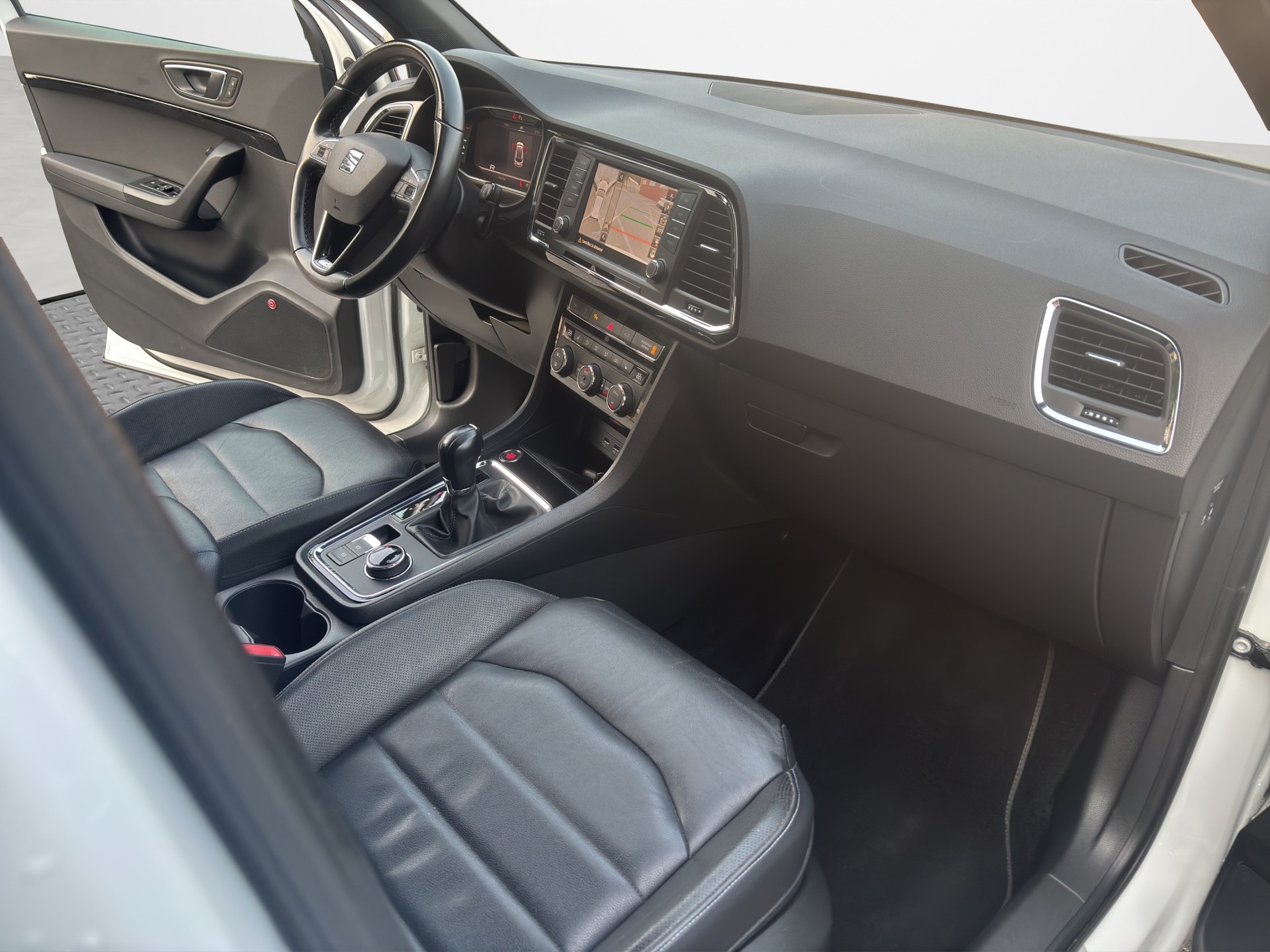 SEAT Ateca 2.0 TSI Xcellence 4Drive DSG-image-13