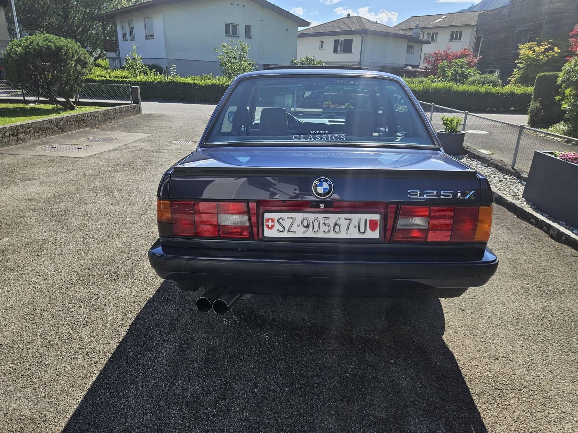 BMW 325iX A-image-3