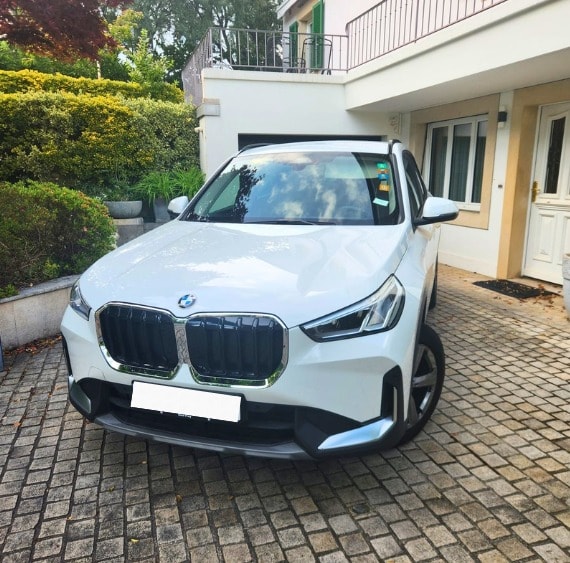 BMW 18i sDrive-image-3