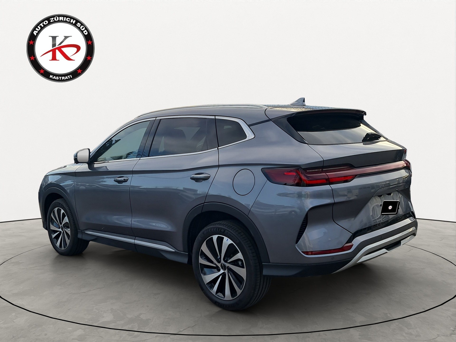 BYD Seal U DM-i Design AWD-showroom-element-3
