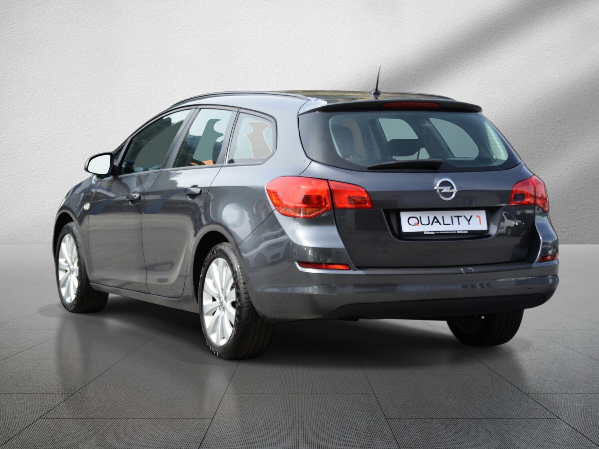 OPEL Astra SportsTourer 1.6i 16V Enjoy ab MFK-image-5
