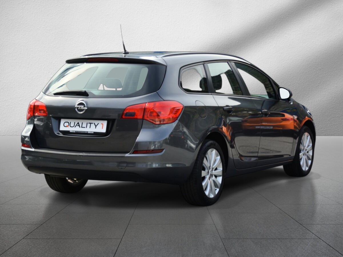 OPEL Astra SportsTourer 1.6i 16V Enjoy ab MFK-image-6