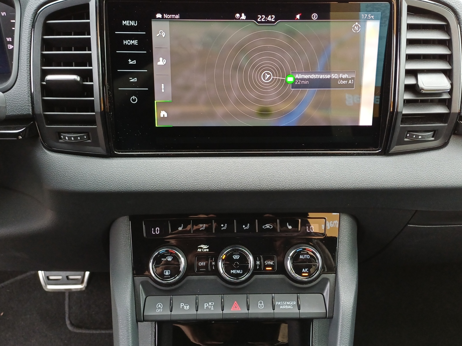 SKODA Karoq 2.0 TSI SportLine 4x4 DSG-image-10