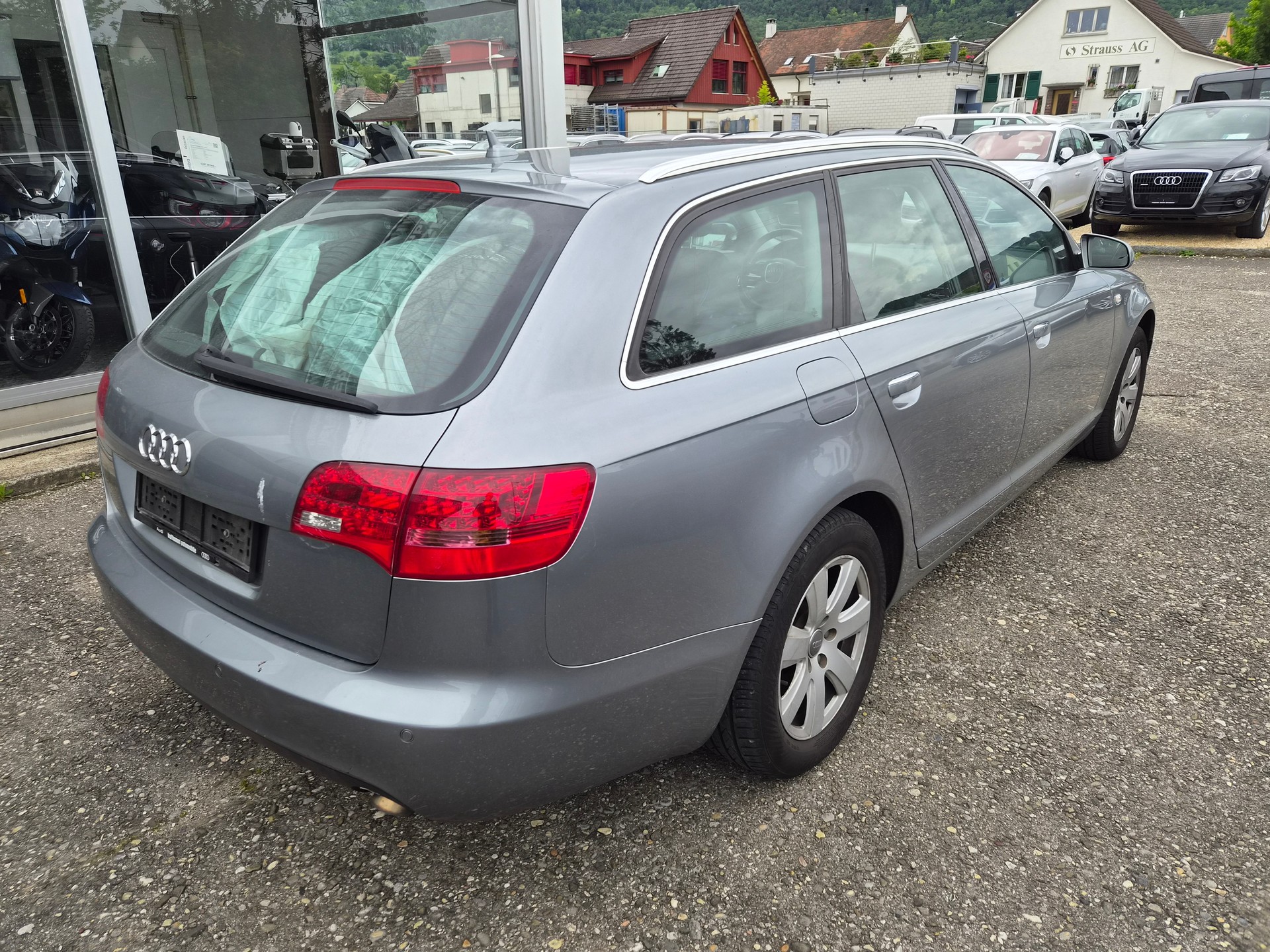 AUDI A6 Avant 3.0 V6 TDI quattro-image-3