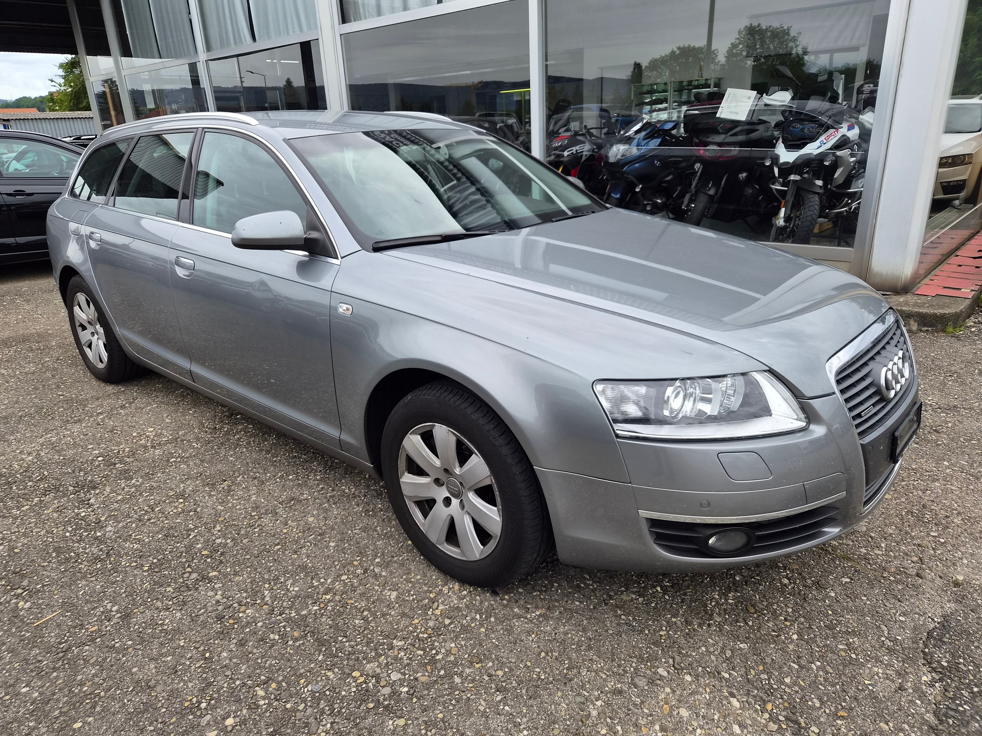 AUDI A6 Avant 3.0 V6 TDI quattro-image-0