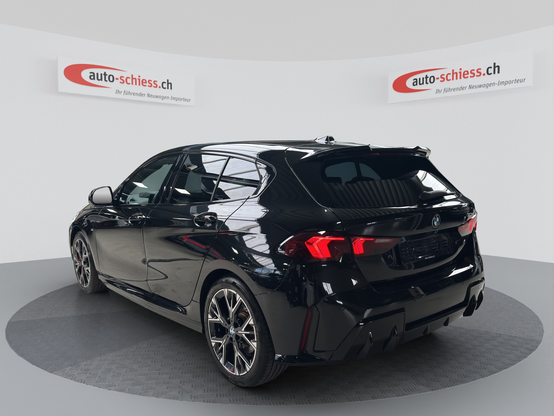BMW 120 M Sport Pro Steptronic-image-2