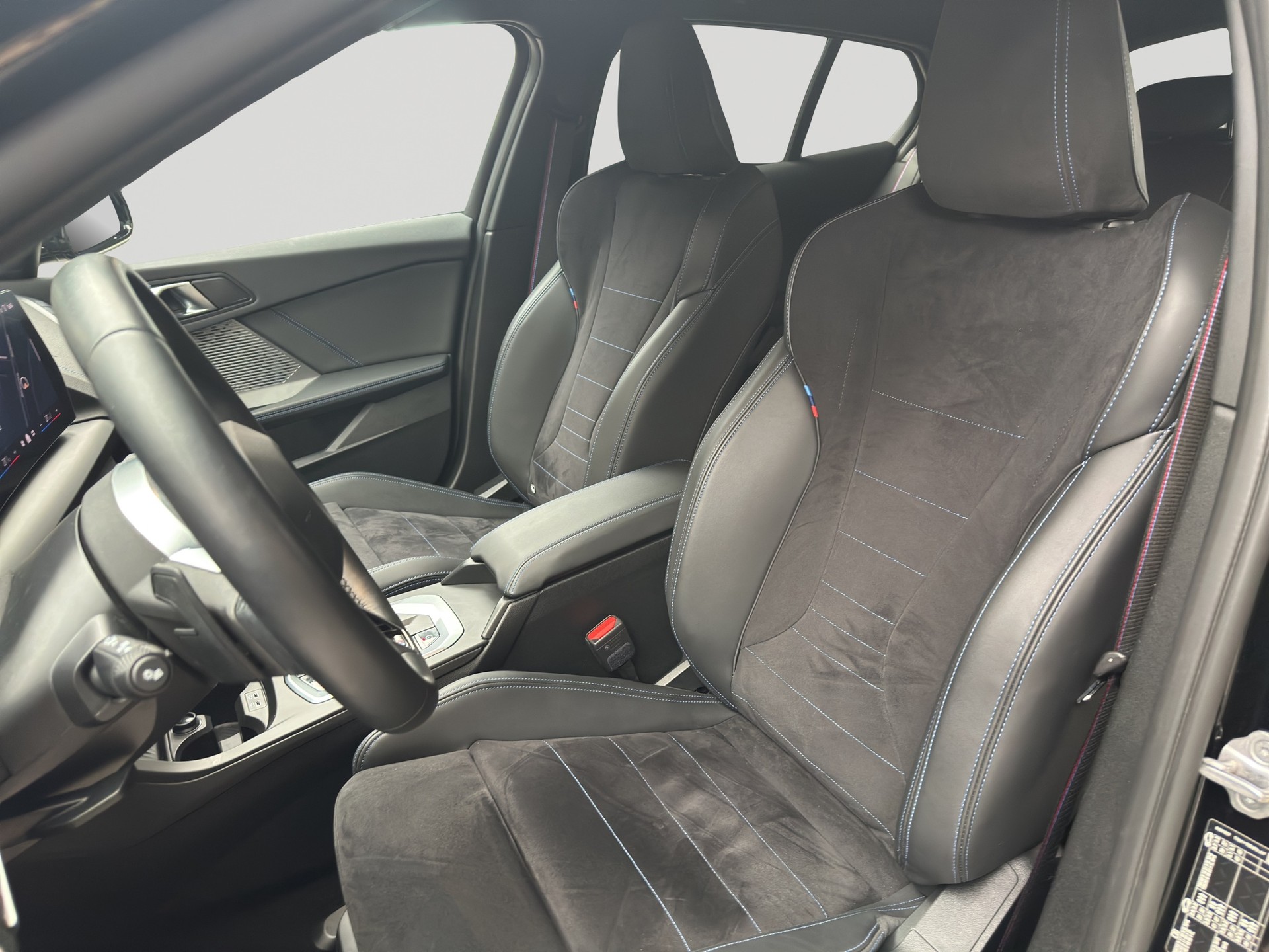 BMW 120 M Sport Pro Steptronic-image-5