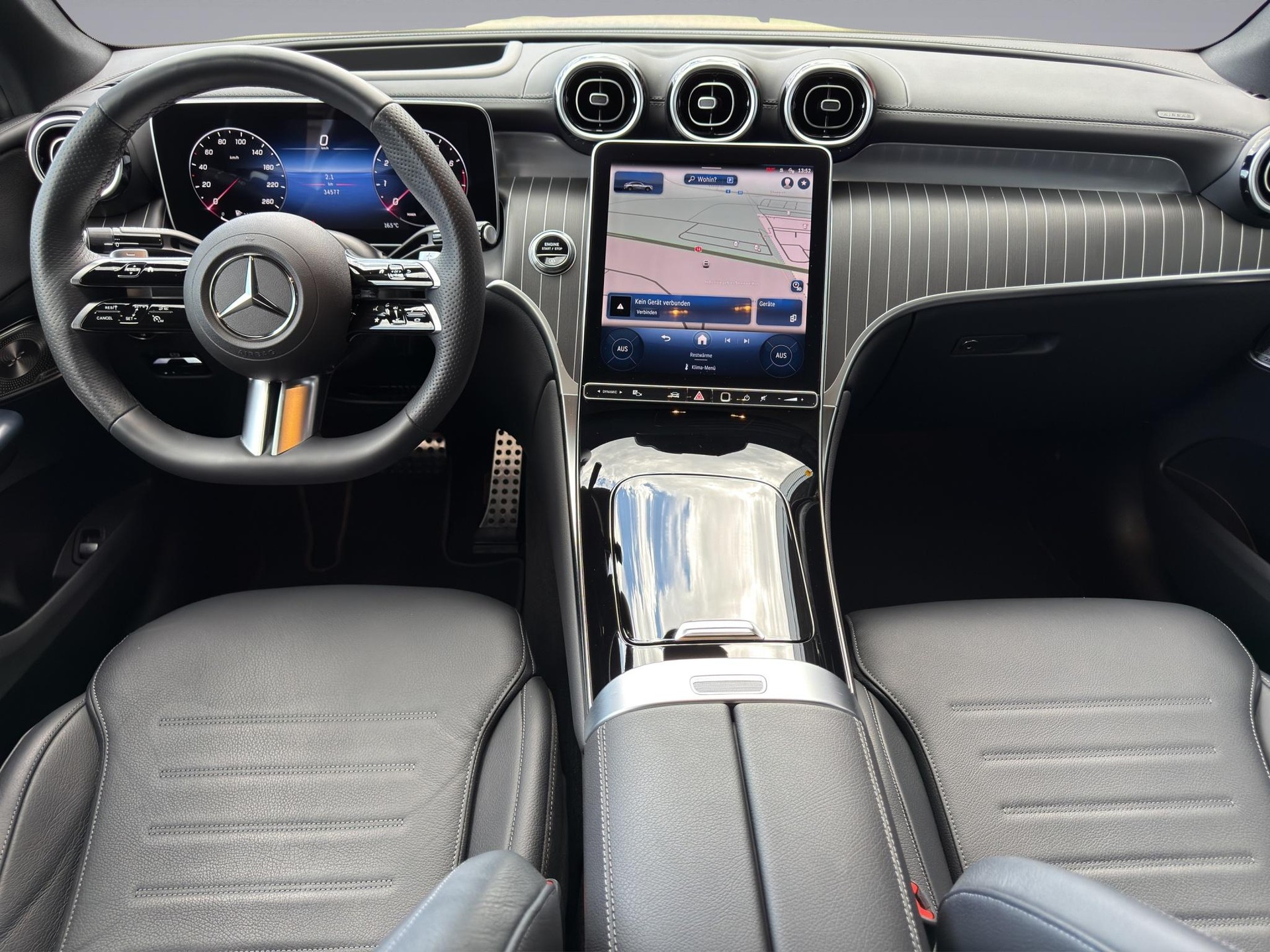 MERCEDES-BENZ GLC 300 AMG Line 4matic Coupé-image-12