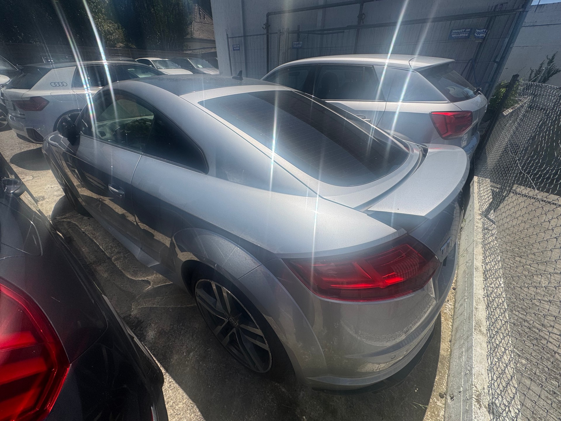 AUDI TT Coupé 2.0 TFSI quattro S-tronic-image-2