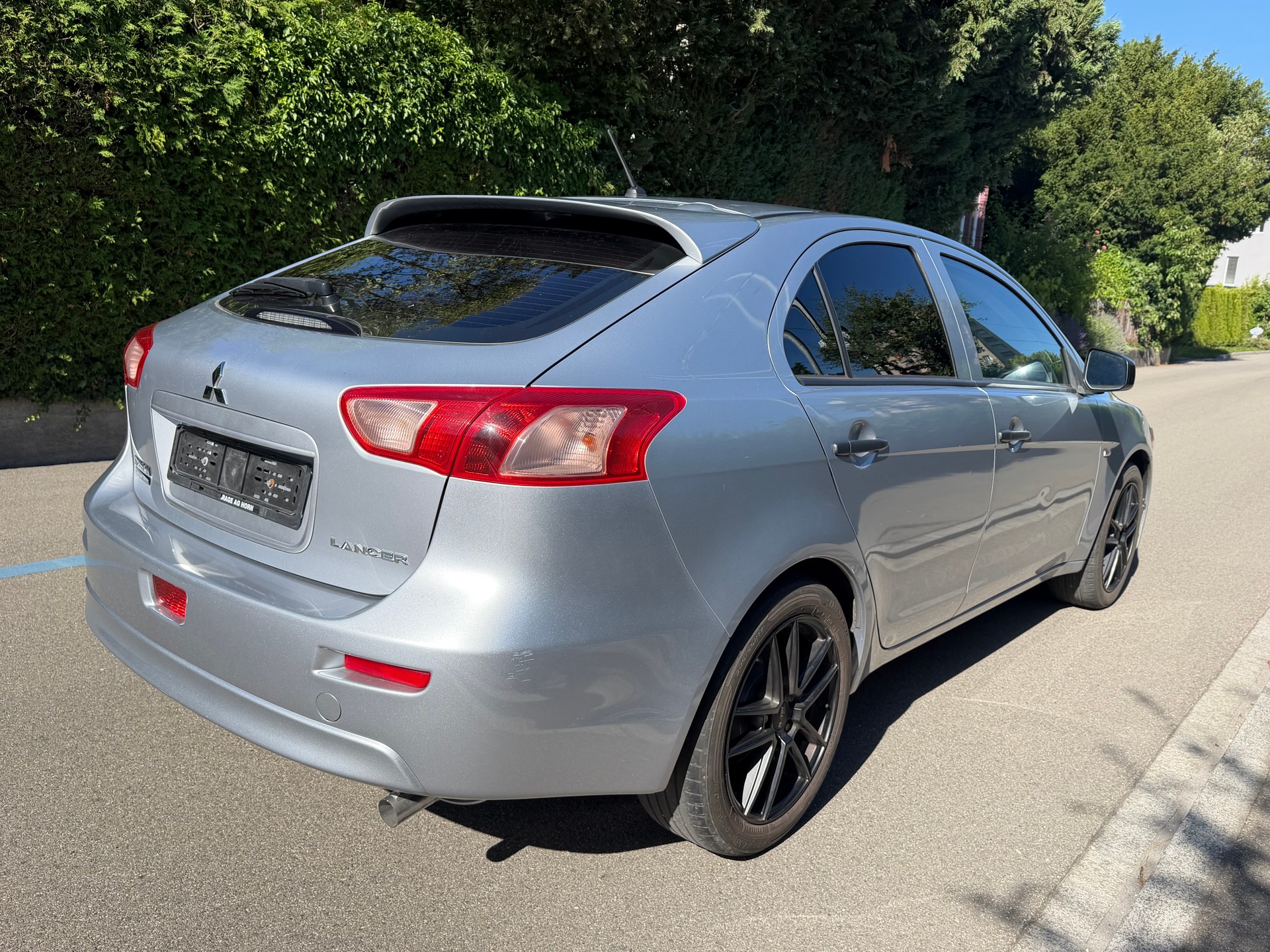 MITSUBISHI Lancer Sportback 1.6 Pure-image-2
