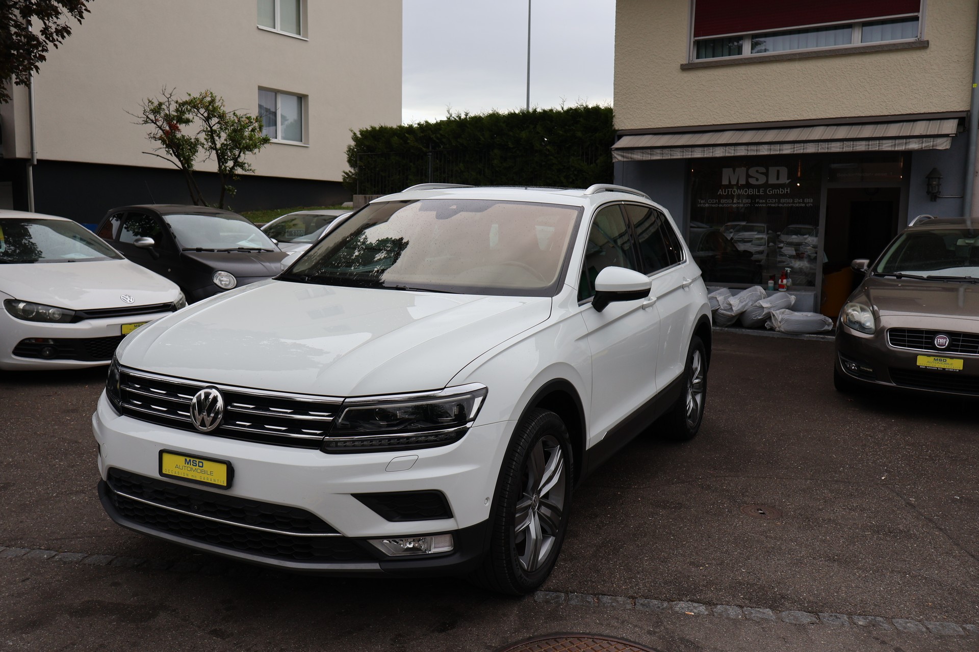 VW Tiguan 2.0 TDI SCR Highline 4Motion DSG-image-1