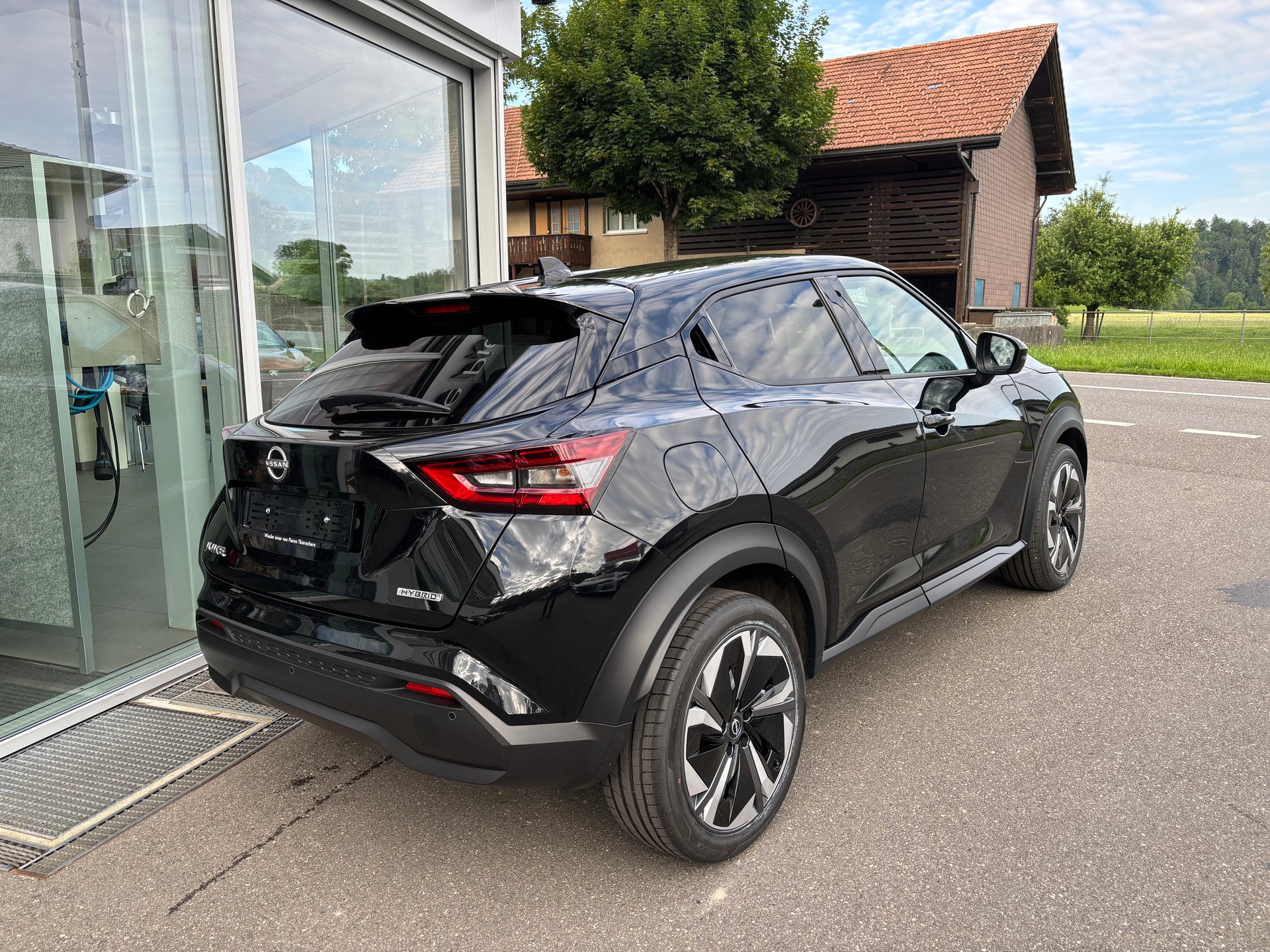 NISSAN Juke 1.6 FHEV Tekna-image-3