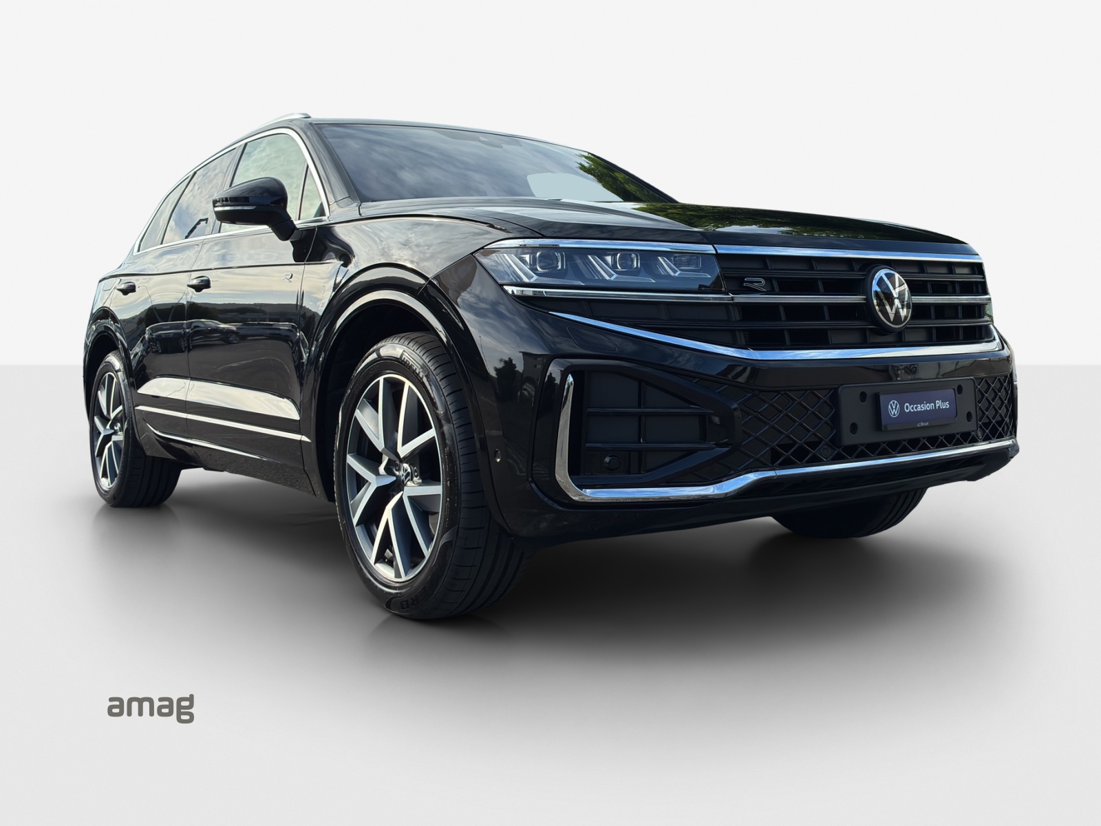 VW Touareg 3.0 TDI R-Line Tiptronic-image-5