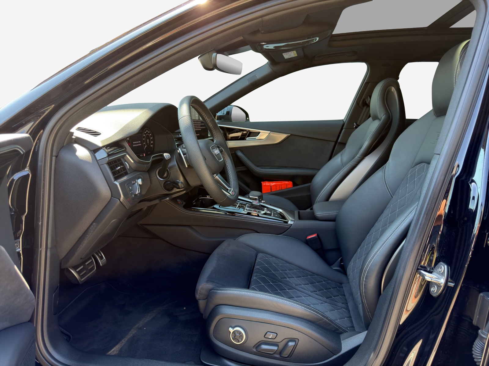 AUDI RS4 Avant quattro tiptronic-image-7