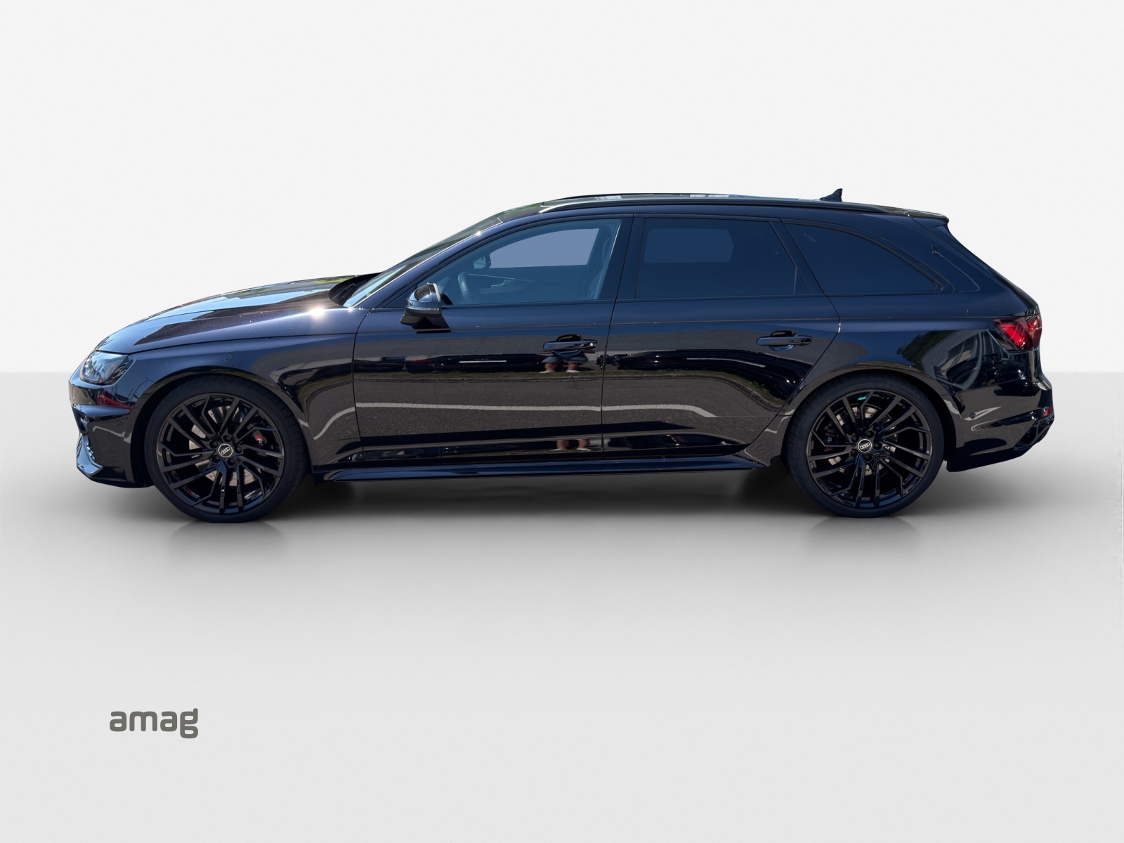 AUDI RS4 Avant quattro tiptronic-image-1