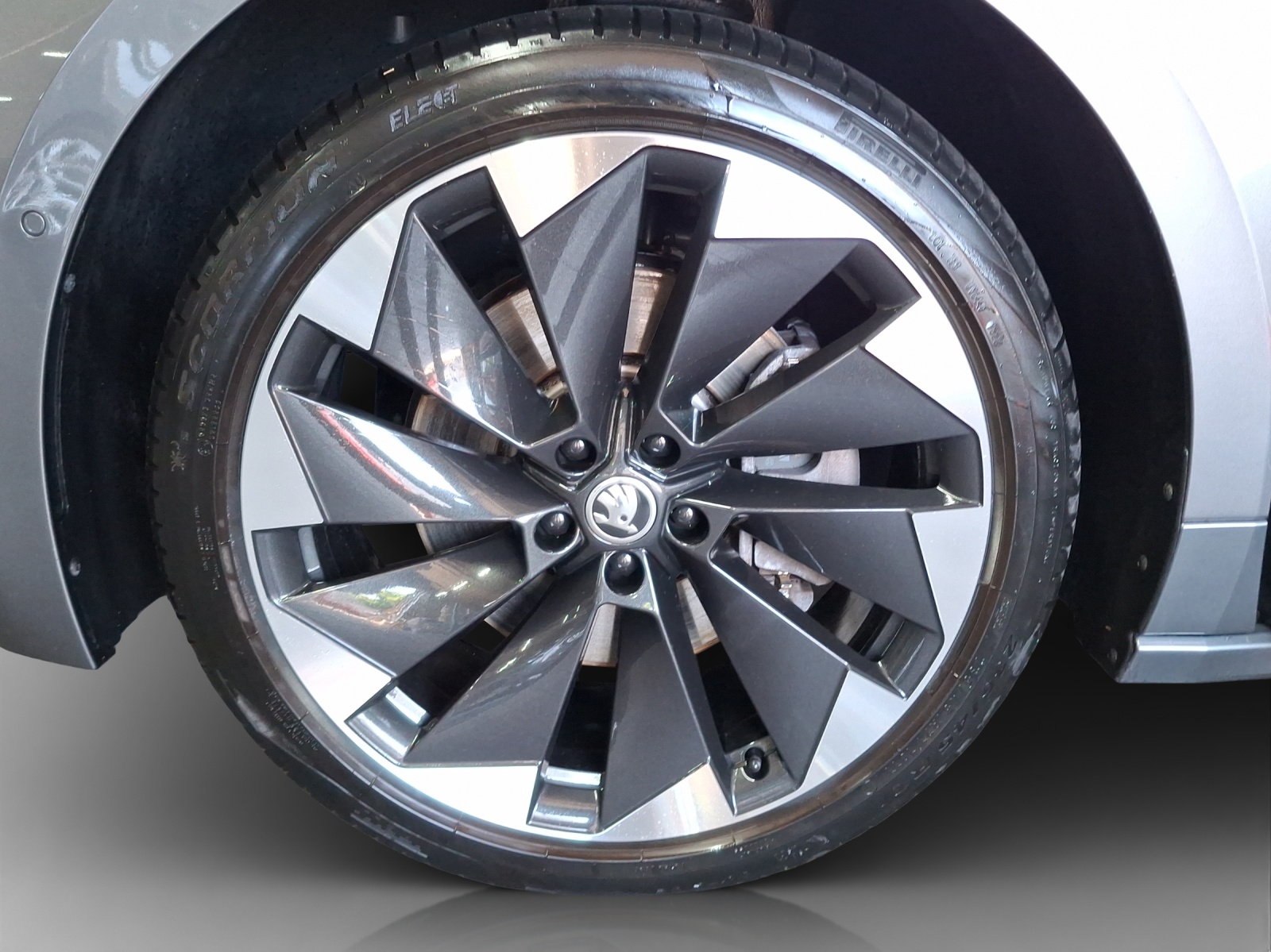 SKODA Enyaq iV 80x SportLine-image-15