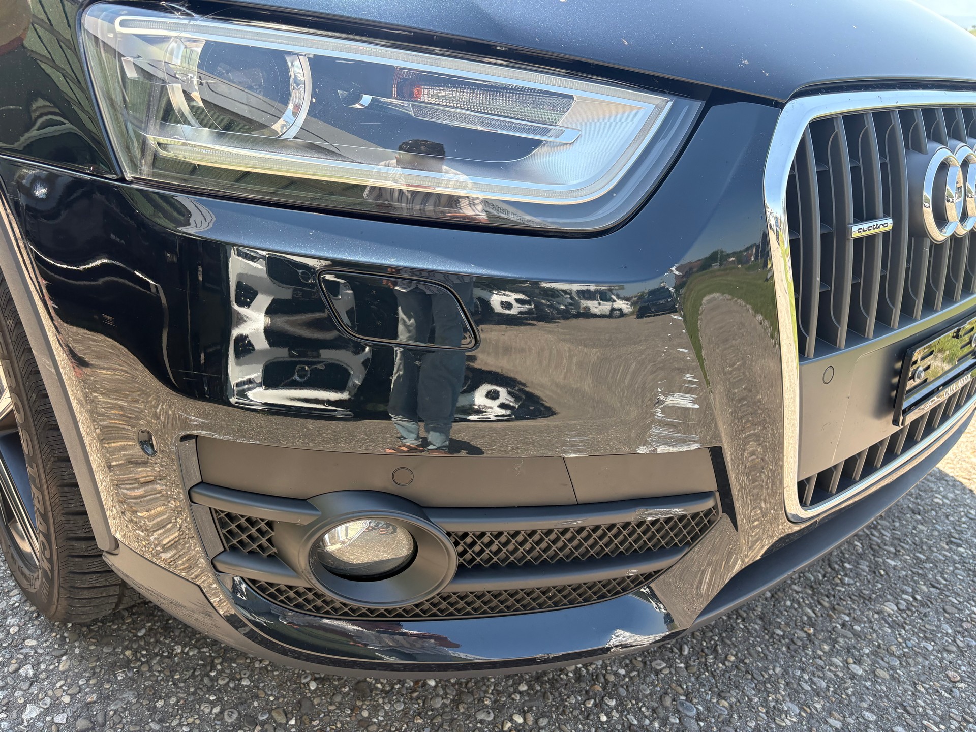 AUDI Q3 2.0 TDI quattro S-tronic-image-12