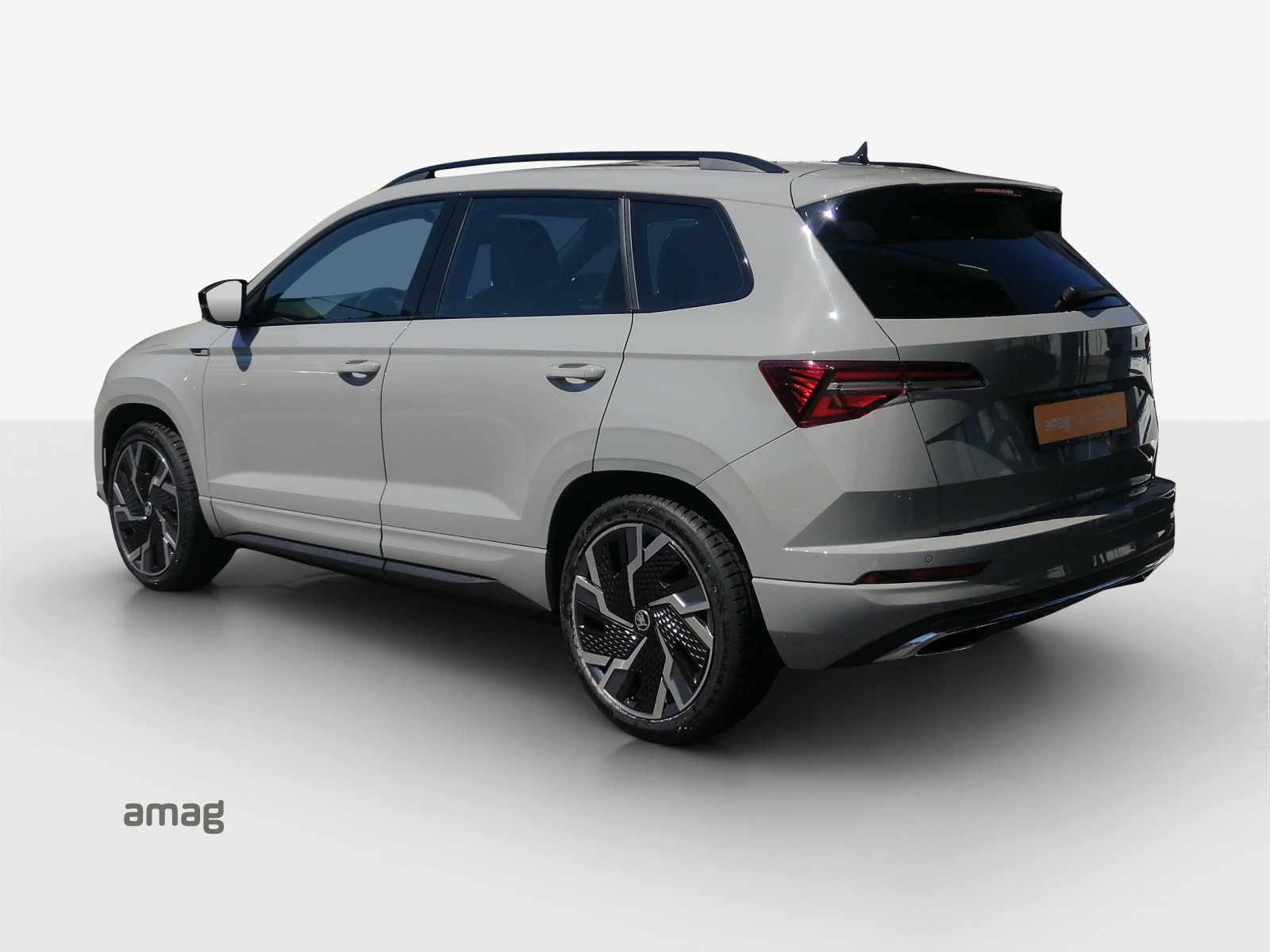SKODA Karoq 2.0 TSI SportLine 4x4 DSG-image-2