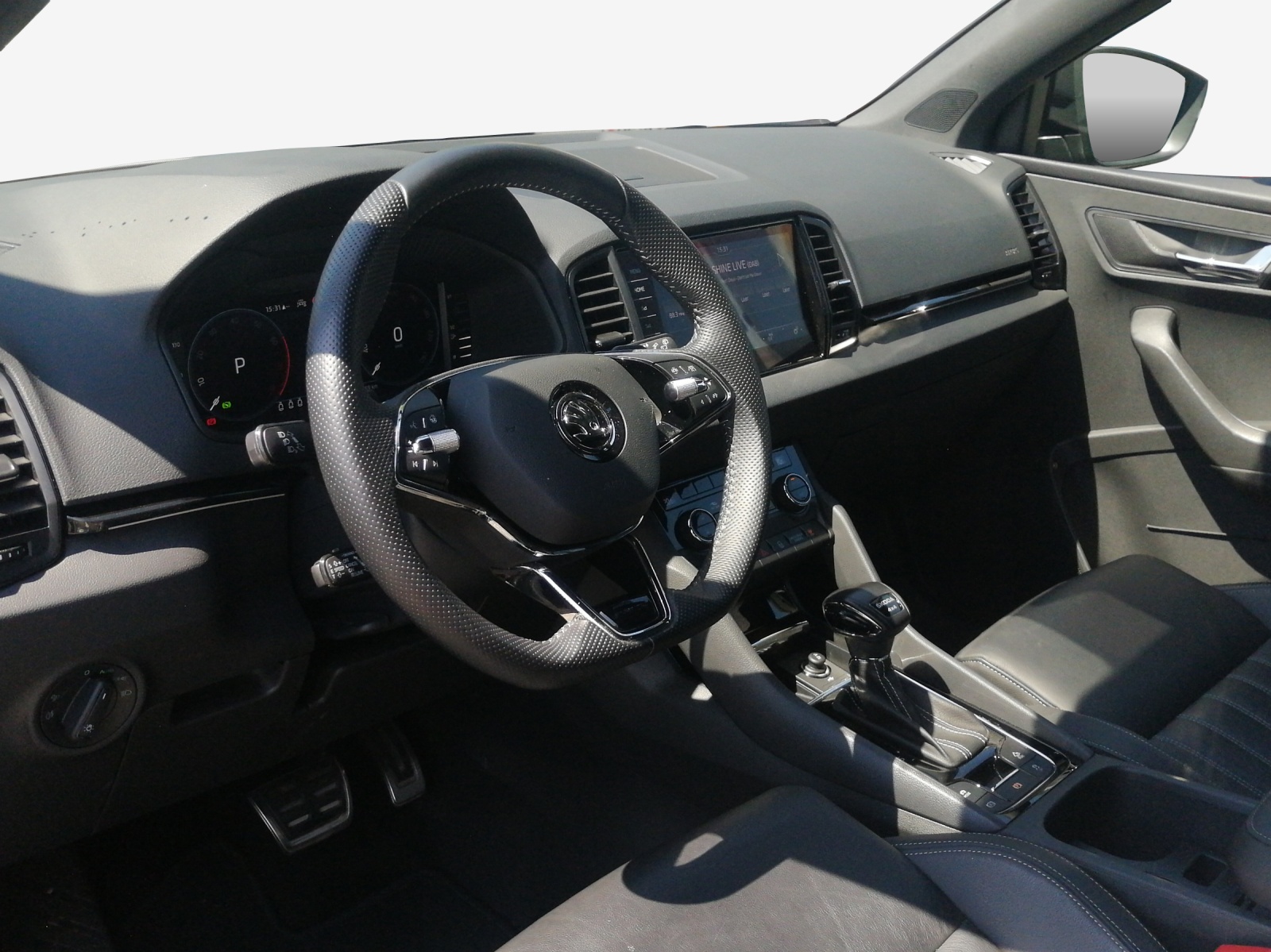 SKODA Karoq 2.0 TSI SportLine 4x4 DSG-image-8