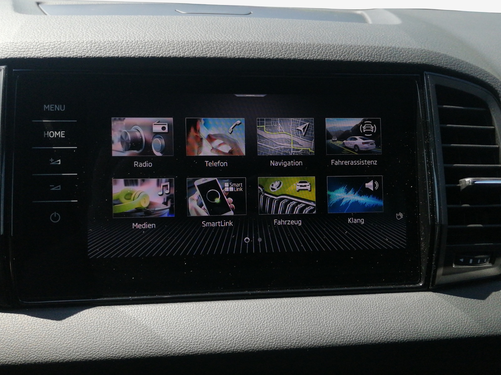SKODA Karoq 2.0 TSI SportLine 4x4 DSG-image-15