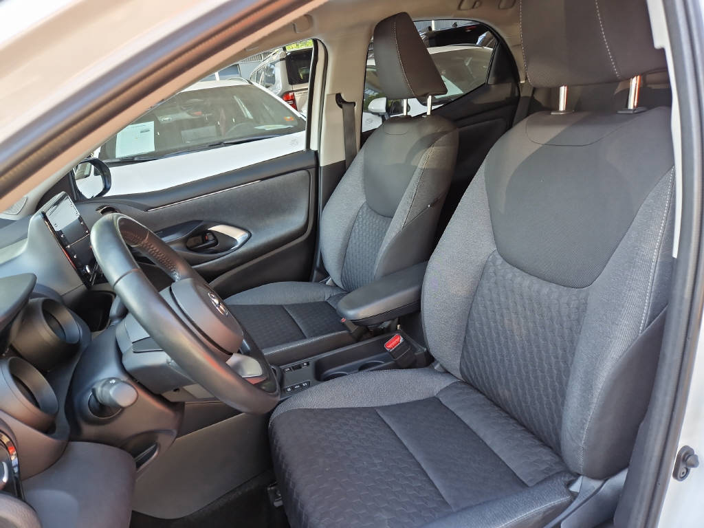 TOYOTA Yaris 1.5 VVT-i HSD Trend 41667/069-image-8