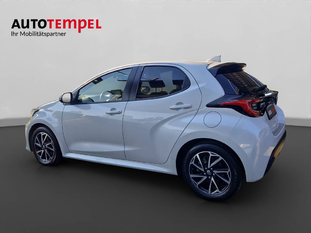 TOYOTA Yaris 1.5 VVT-i HSD Trend 41667/069-image-2