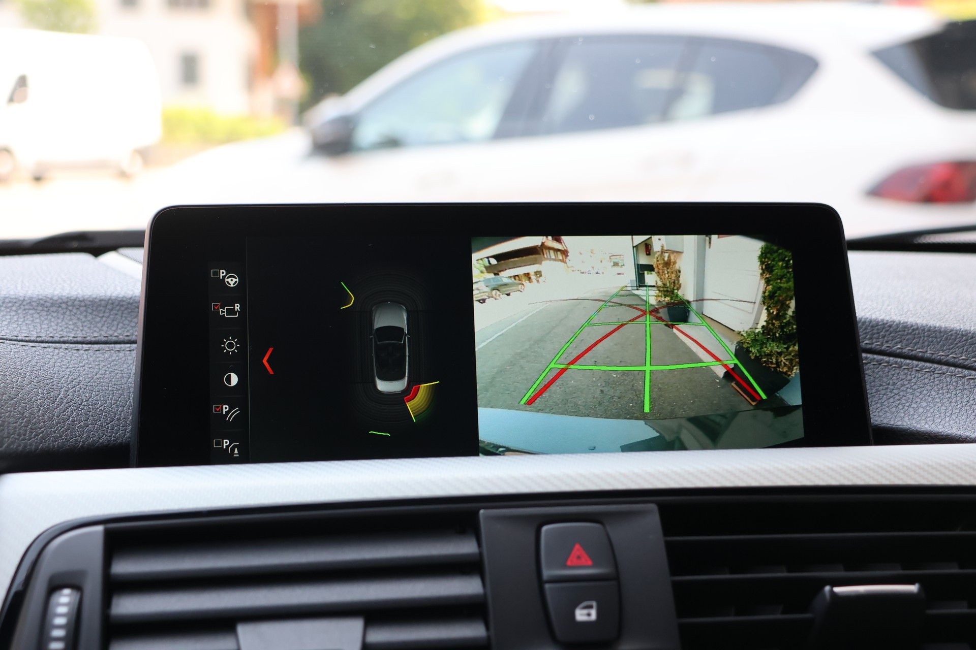 BMW 440i Cabriolet xDrive M Sport Steptronic (CH) "Performance"-image-30