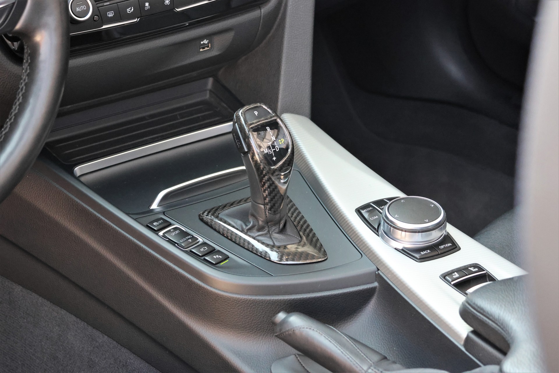 BMW 440i Cabriolet xDrive M Sport Steptronic (CH) "Performance"-image-16