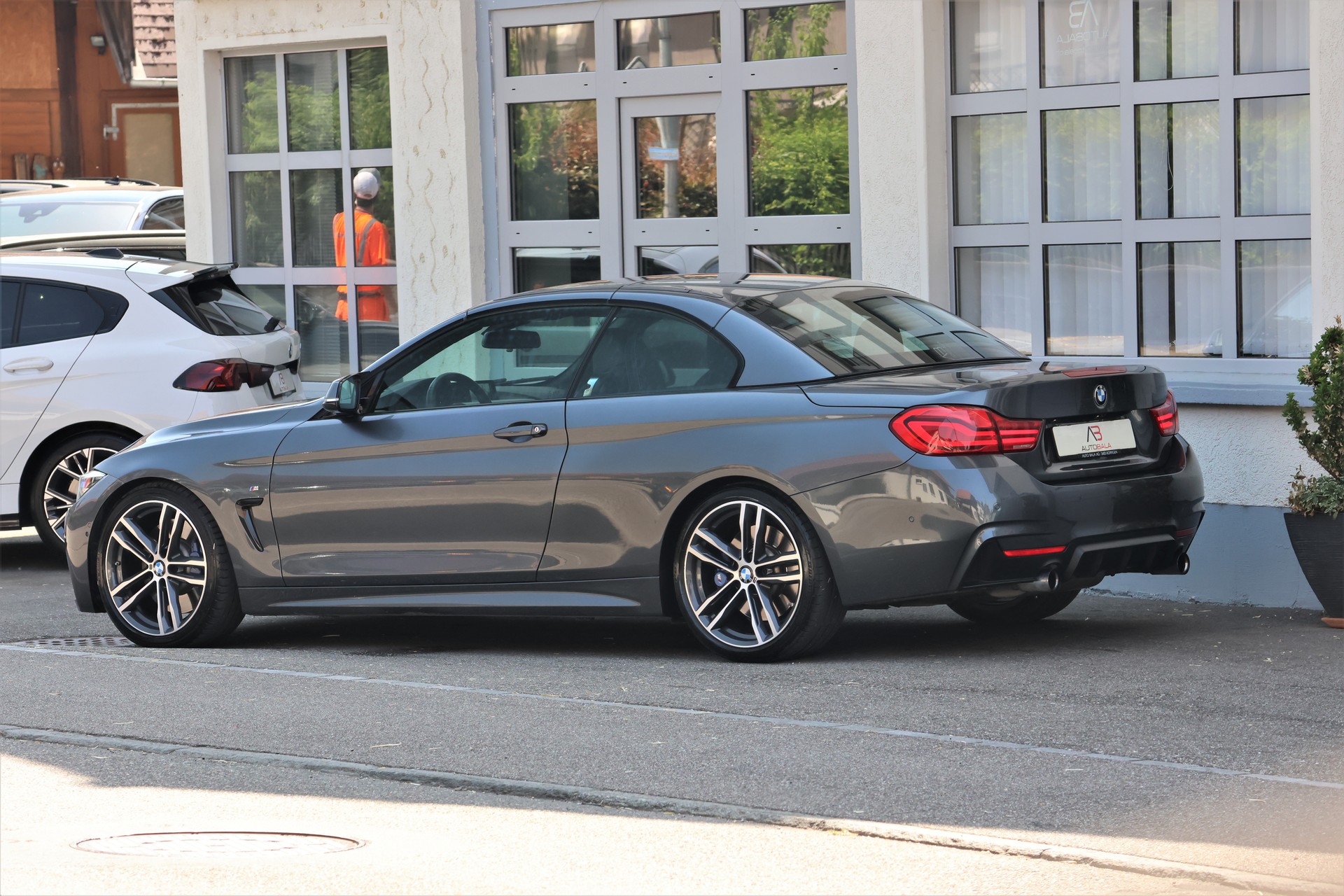 BMW 440i Cabriolet xDrive M Sport Steptronic (CH) "Performance"-image-4