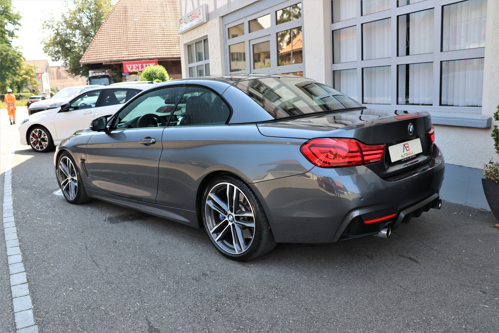 BMW 440i Cabriolet xDrive M Sport Steptronic (CH) "Performance"-image-5