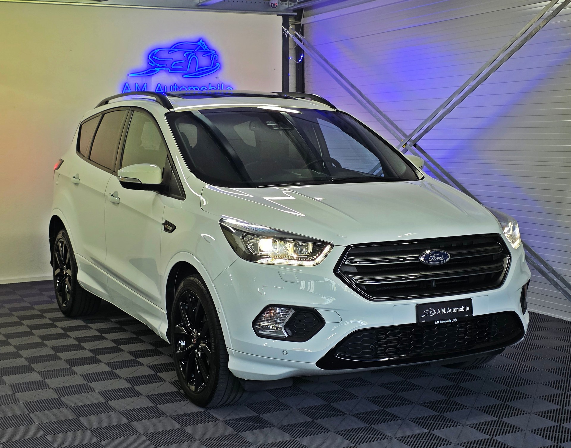 FORD Kuga 2.0 TDCi ST Line High 4WD PowerShift-image-0