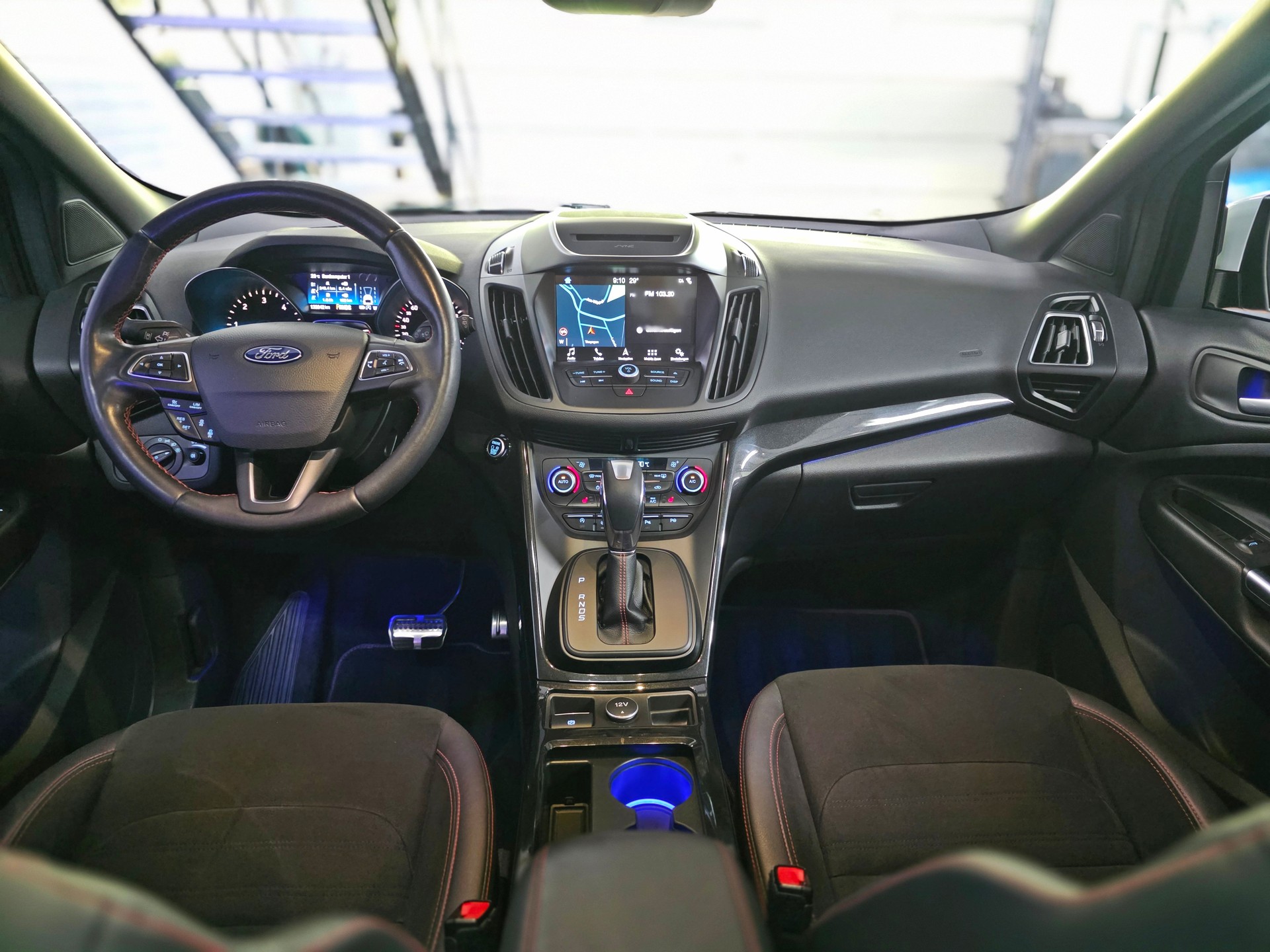 FORD Kuga 2.0 TDCi ST Line High 4WD PowerShift-image-13