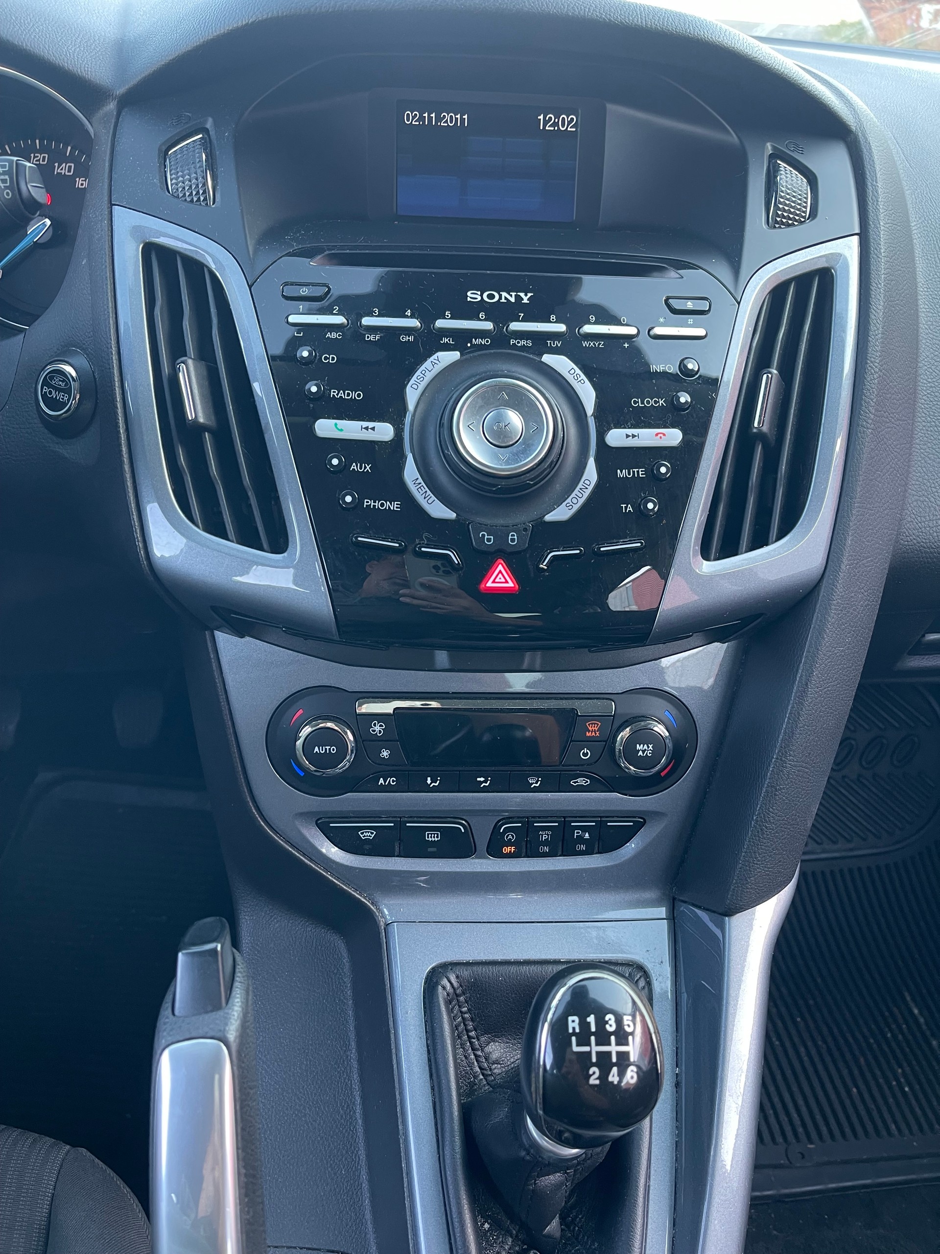 FORD Focus 1.6 SCTi Titanium-image-5