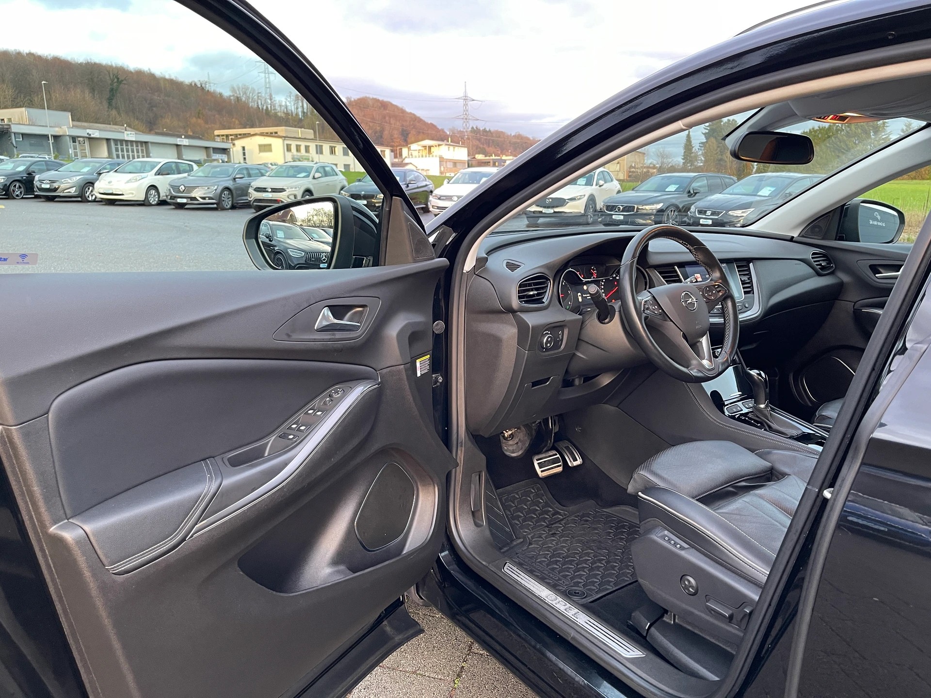 OPEL Grandland X 1.6CDTi Ultimate Automatik-image-6