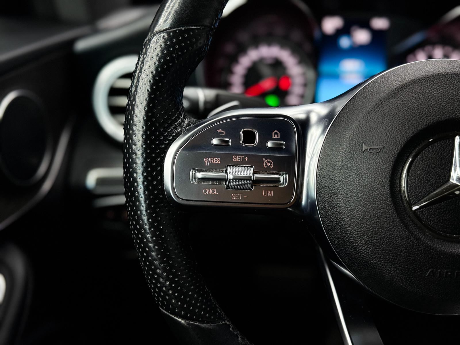 MERCEDES-BENZ C 200 Coupé 4Matic AMG Line 9G-Tronic-image-12