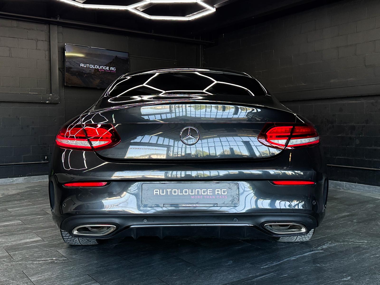 MERCEDES-BENZ C 200 Coupé 4Matic AMG Line 9G-Tronic-image-5
