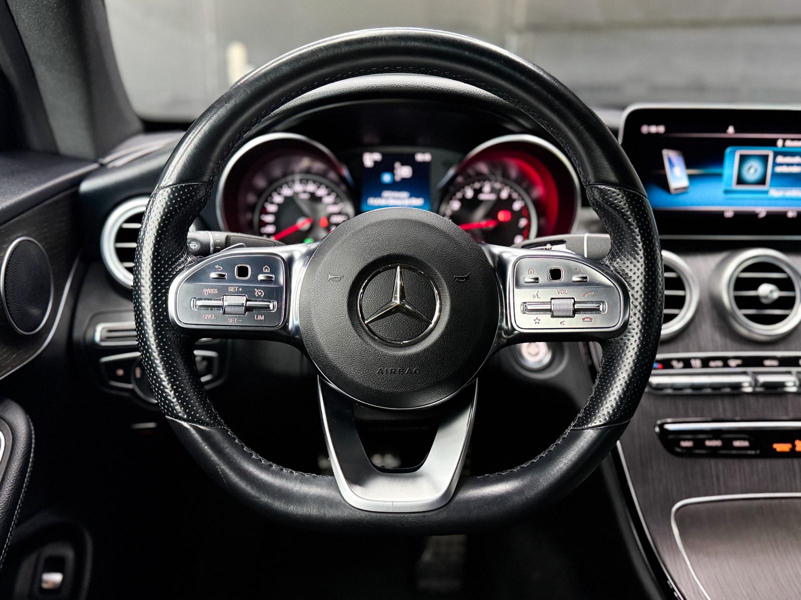 MERCEDES-BENZ C 200 Coupé 4Matic AMG Line 9G-Tronic-image-11