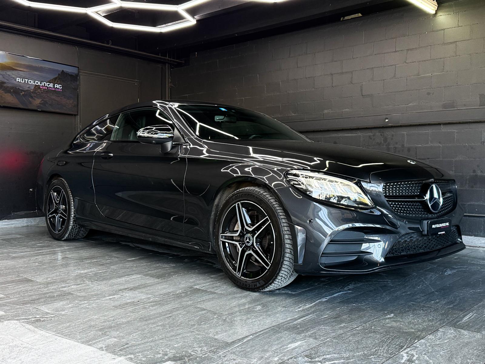 MERCEDES-BENZ C 200 Coupé 4Matic AMG Line 9G-Tronic-image-3