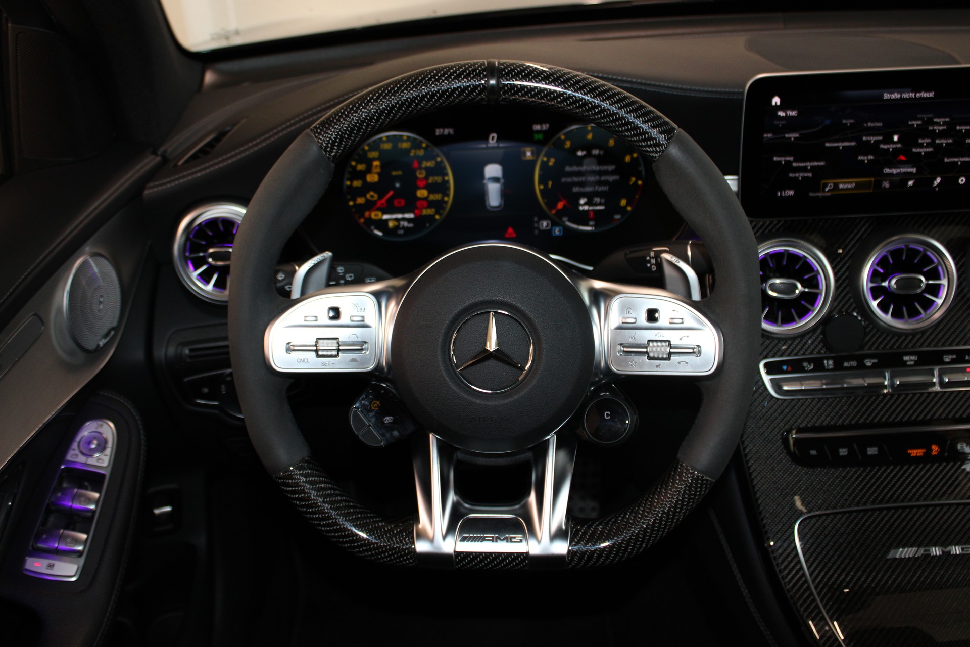 MERCEDES-BENZ GLC Coupé 63 S AMG 4Matic+ 9G-Tronic-image-8