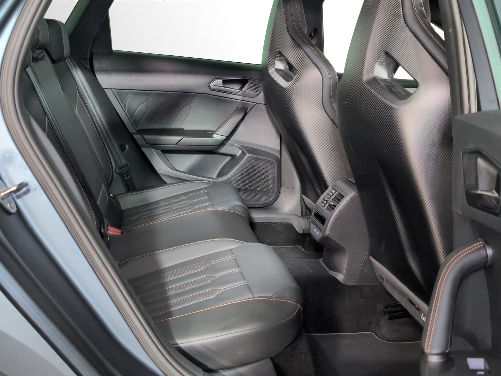 CUPRA LEON ST 2.0 TSI VZ CUP DSG 4Drive-image-8