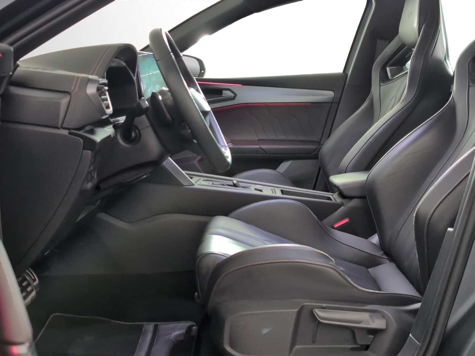 CUPRA LEON ST 2.0 TSI VZ CUP DSG 4Drive-image-5