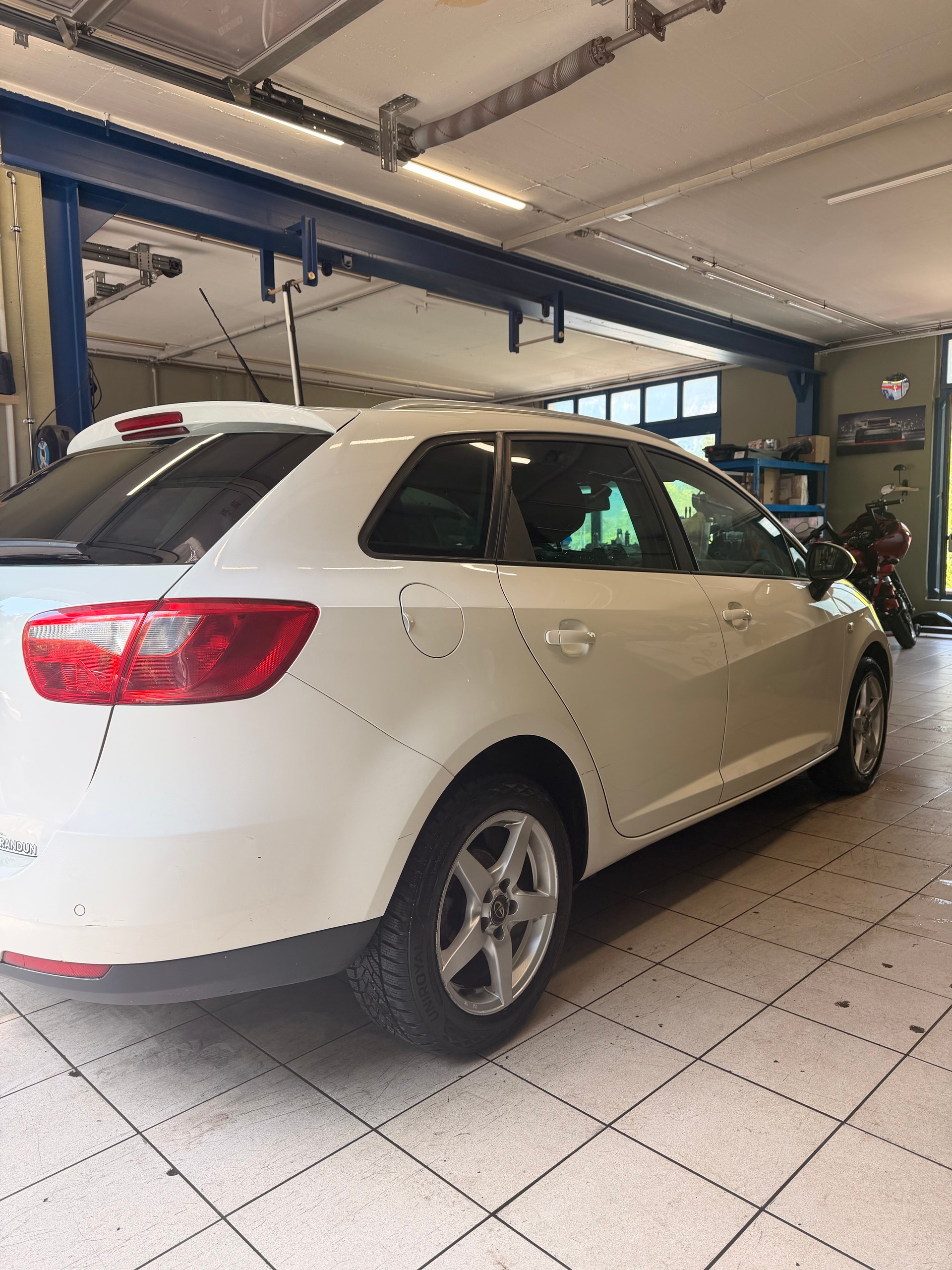 SEAT Ibiza ST 1.6 TDI Style-image-3