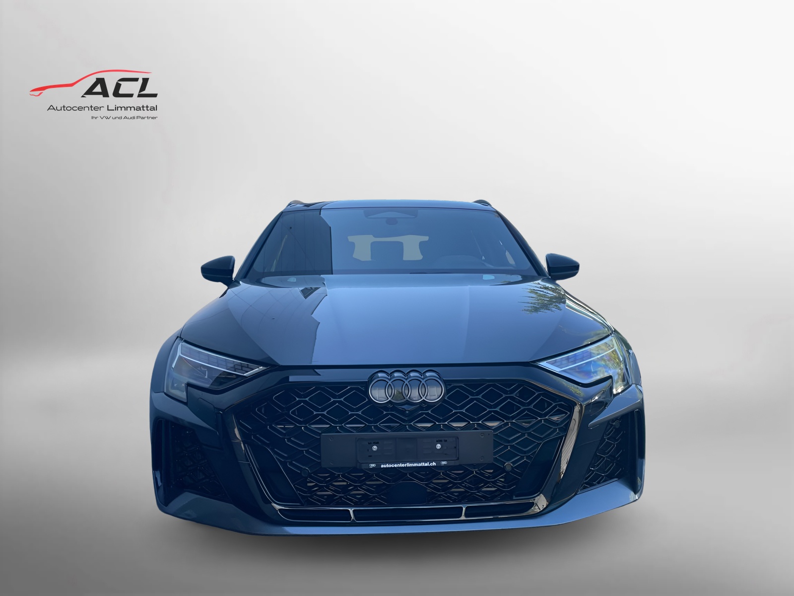 AUDI RS3 Sportback 2.5 TSI quattro S-tronic-image-1