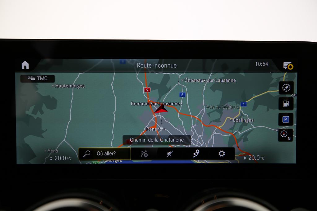 MERCEDES-BENZ GLB 250 AMG Line 4matic-image-6