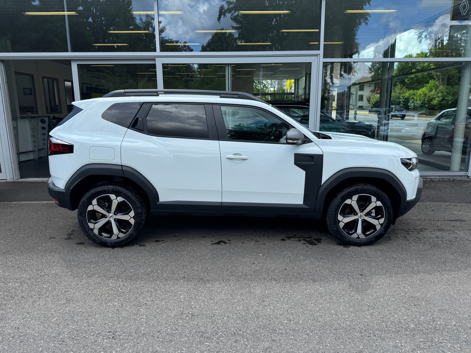 DACIA Duster TCe 150 48V Journey 4x4-image-1