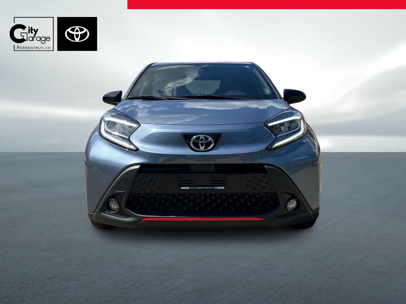 TOYOTA Aygo X 1.0 VVT-i Undercover-image-1